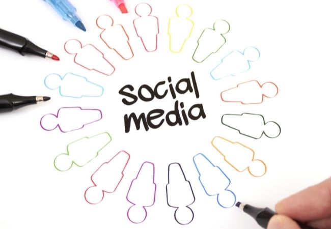 Tipp 4: Social Media